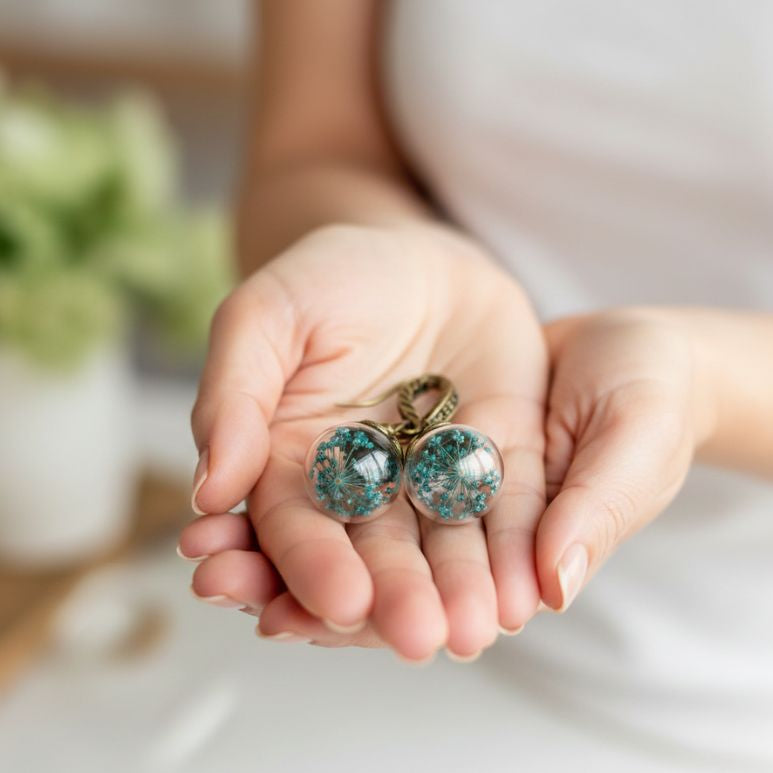 Golden Vintage Flower Earrings