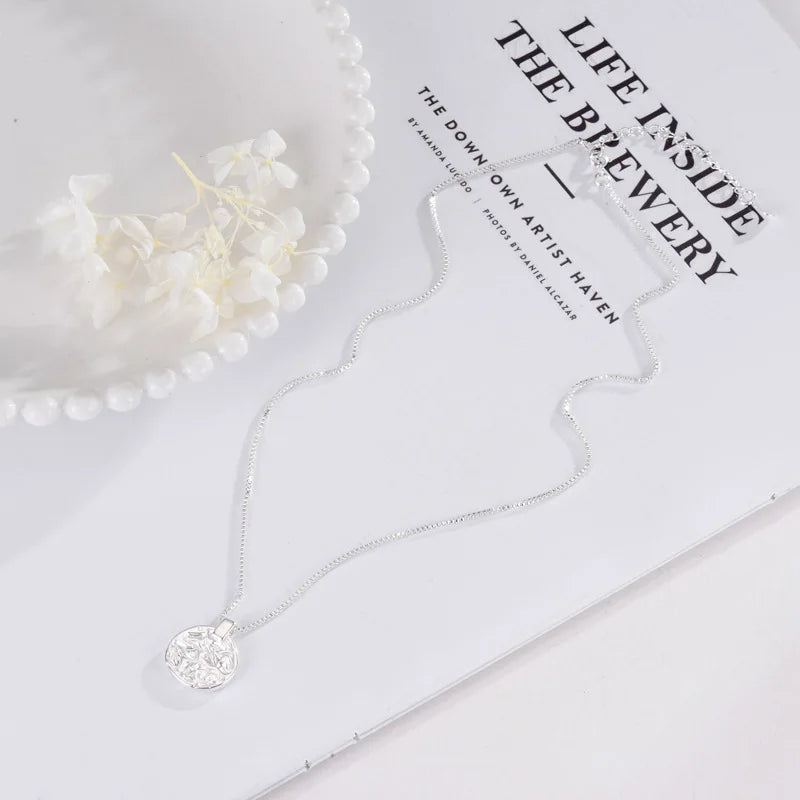 Necklace Elegant Round Silver