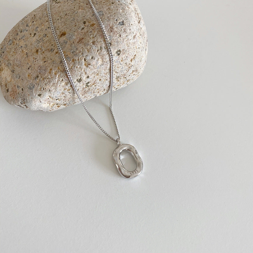 Pendant Necklace Refined Oval