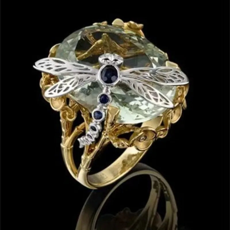 Ring – Golden Dragonfly Char