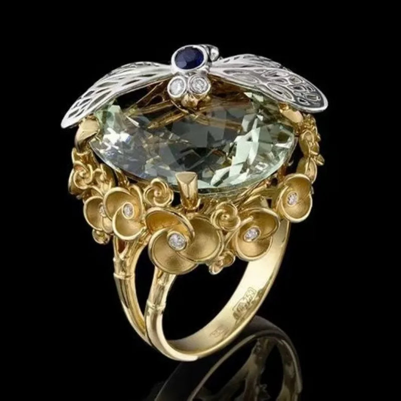 Ring – Golden Dragonfly Char