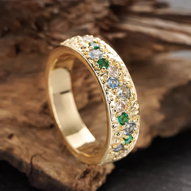Chic Multicolor Gold Band