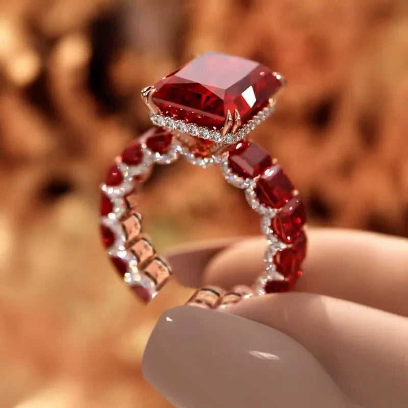 Ring – Gold Ruby Glow