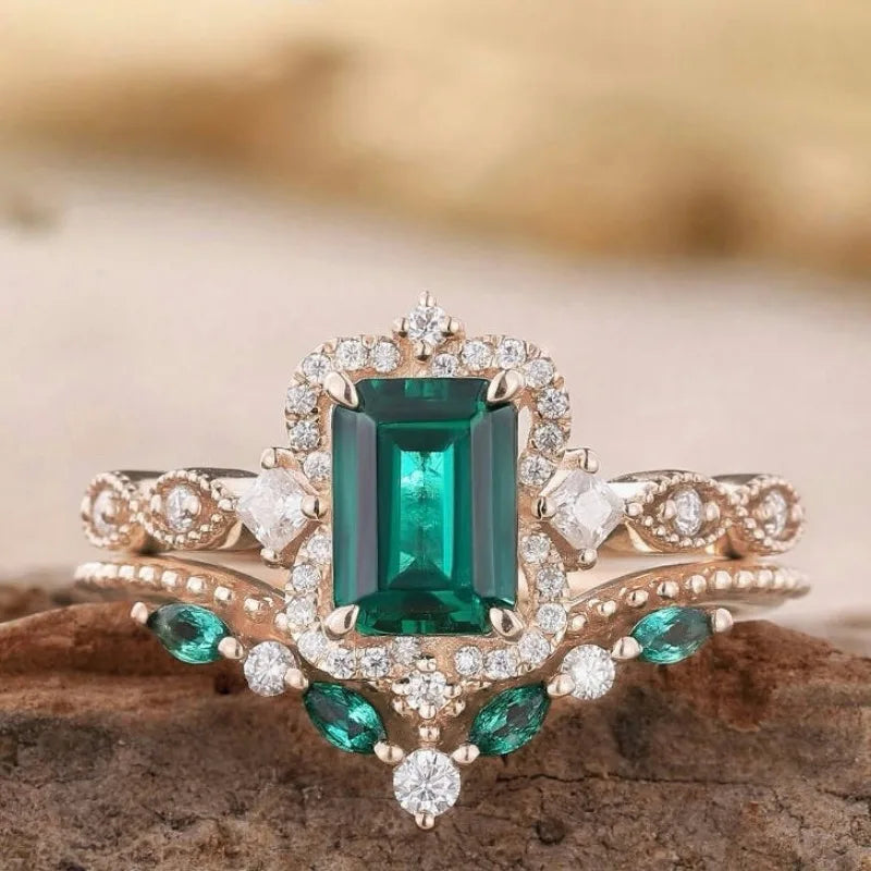 Ring Set Luxury Emerald