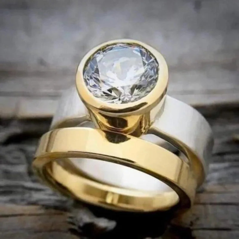 Ring Set – Gold Diamond Bond