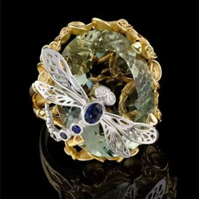 Ring – Golden Dragonfly Char